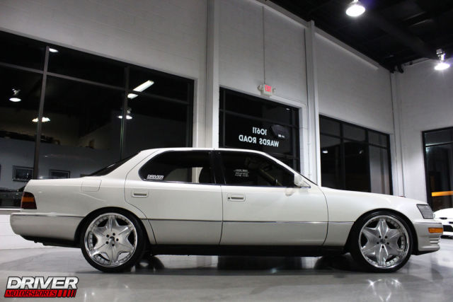 1992 White/Grey Toyota Celsior Sedan