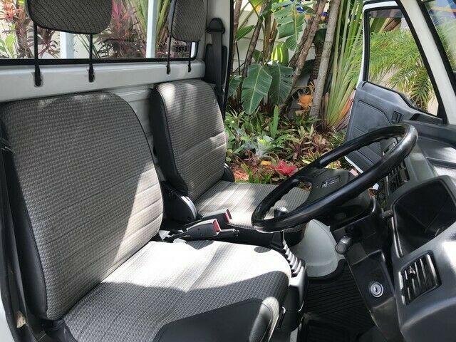 1991 White Honda Other Pickup Truck