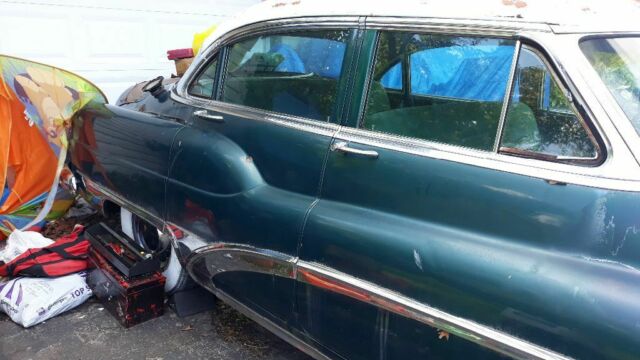1953 Green Buick Roadmaster Sedan