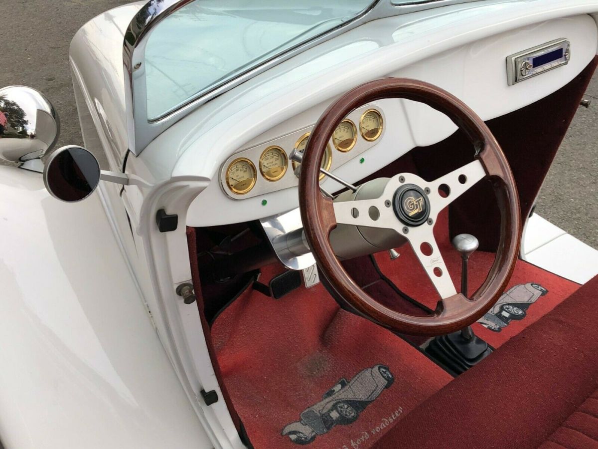 1933 White Ford Roadster Coupe