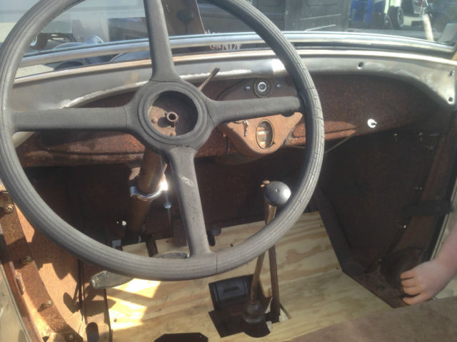 1928 patina Ford Model A roadster