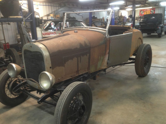 1928 patina Ford Model A roadster