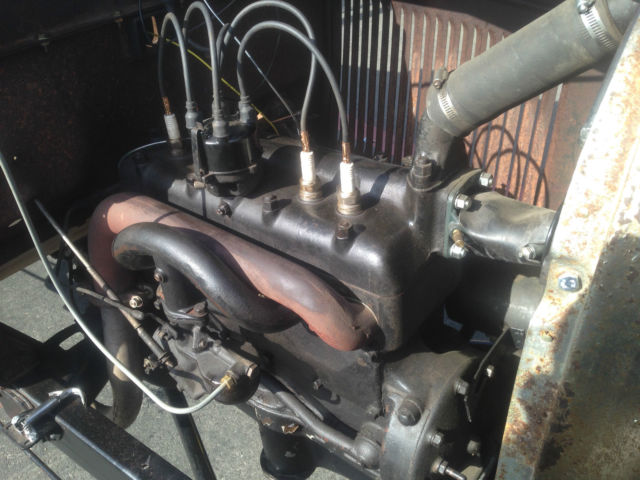 1928 patina Ford Model A roadster