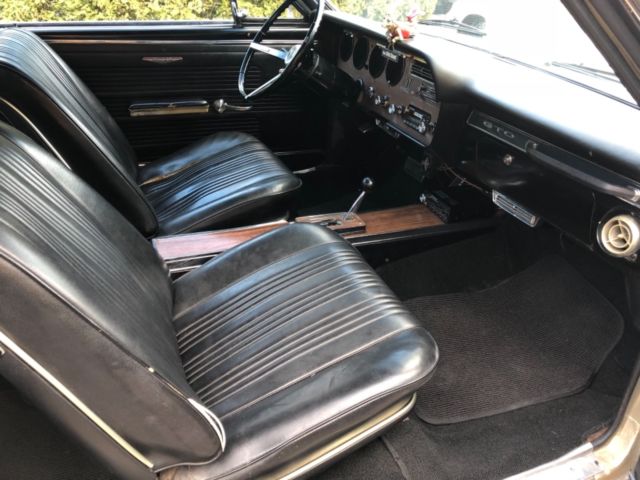 1967 Gold Pontiac GTO Coupe