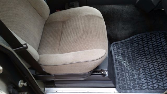 1987 White Land Rover Range Rover SUV