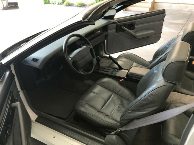 1992 White Chevrolet Camaro Convertible