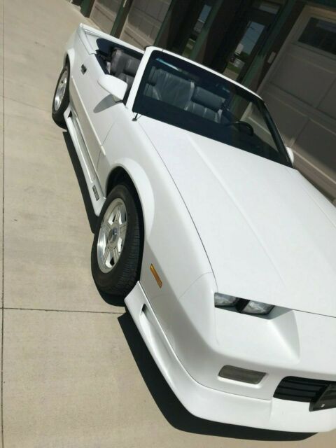1992 White Chevrolet Camaro Convertible