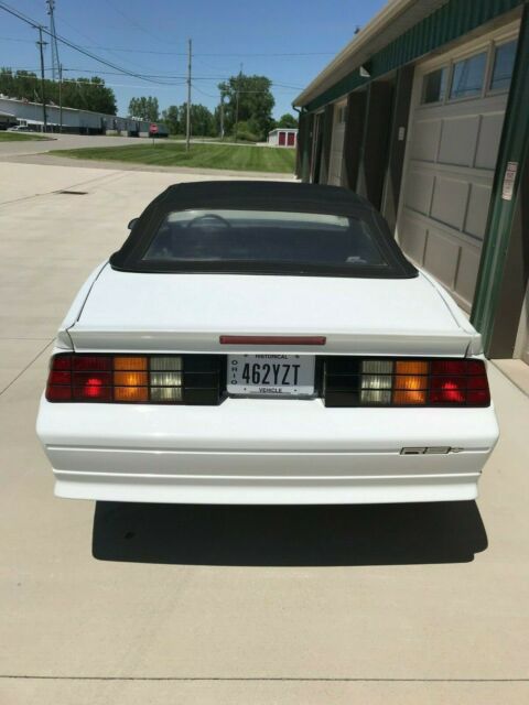 1992 White Chevrolet Camaro Convertible