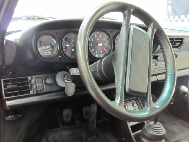 1987 Red Porsche 911