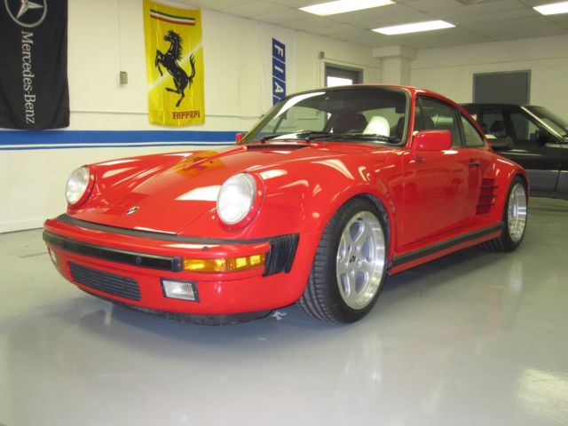 1987 Red Porsche 911