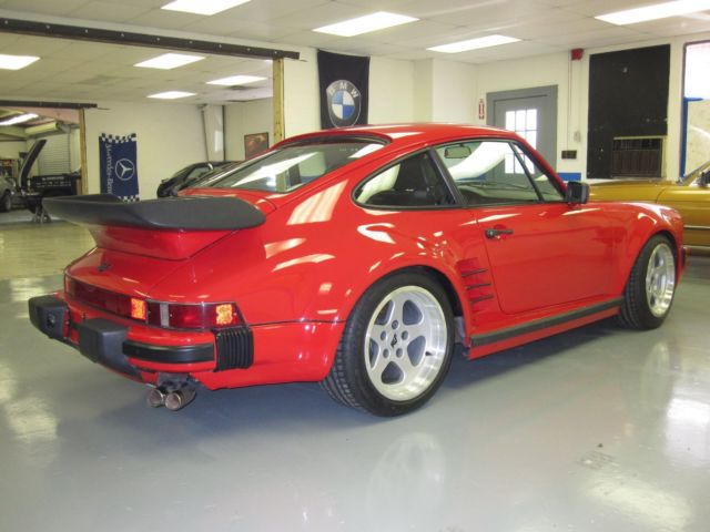 1987 Red Porsche 911