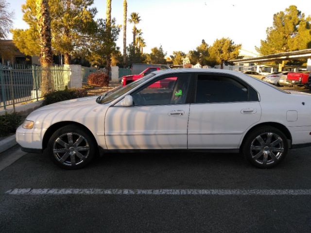 1994 White Honda Accord