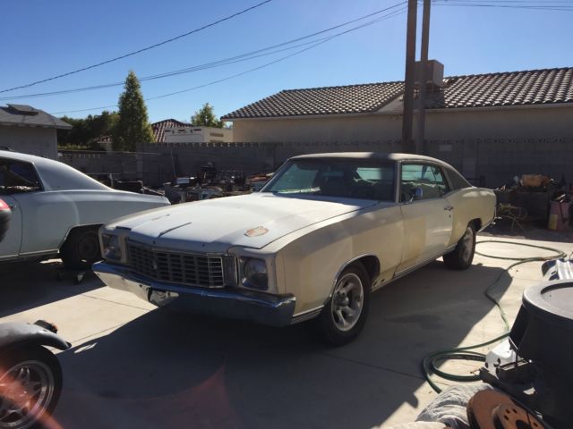 1972 Tan Chevrolet Monte Carlo Coupe