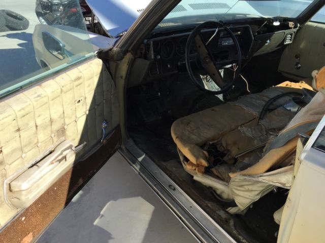 1972 Tan Chevrolet Monte Carlo Coupe