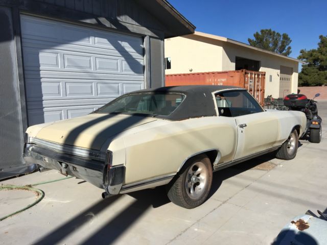 1972 Tan Chevrolet Monte Carlo Coupe