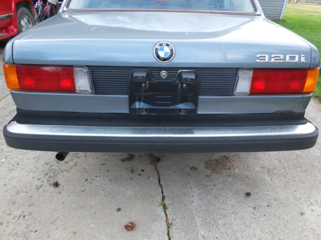 1983 Baltic Blue Metallic BMW 3-Series Coupe