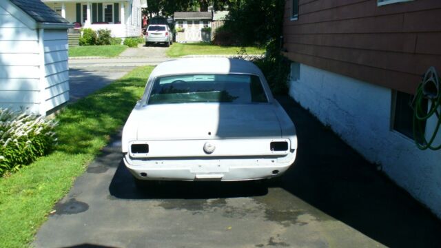 1966 Ford Mustang coupe