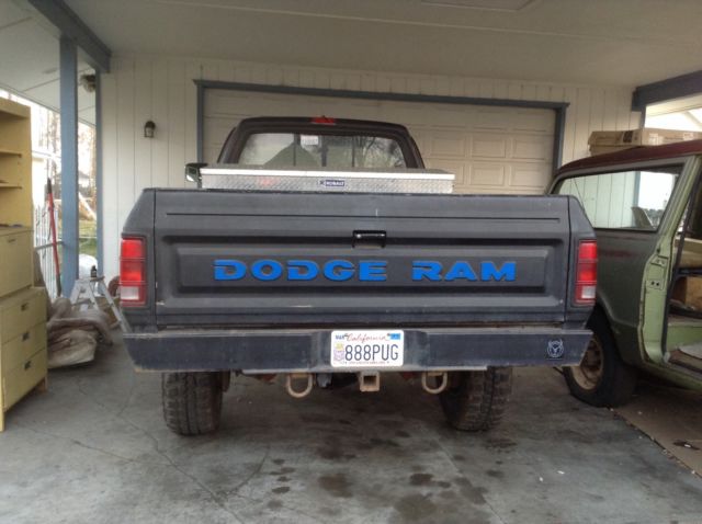 1991 Black Dodge Ram 2500 Cab & Chassis