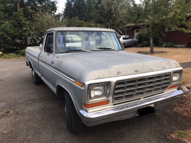 1978 Custom faded Ford F-150 Standard Cab Pickup