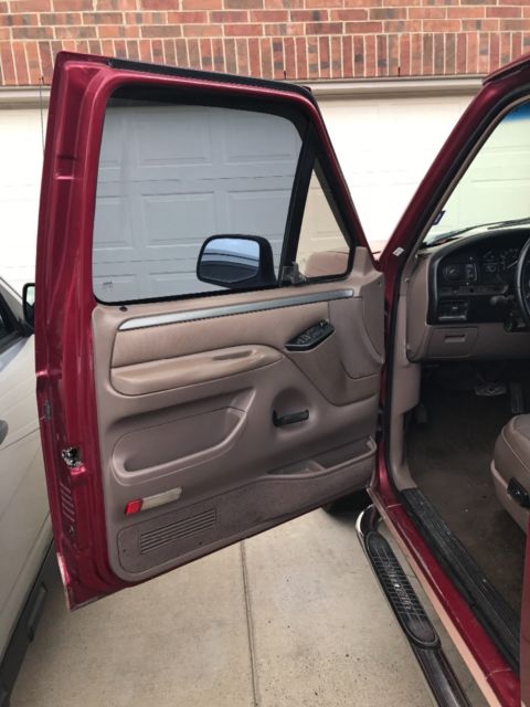 1994 Burgundy Ford Bronco SUV