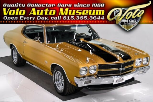 1970 Gold Chevrolet Chevelle Hardtop