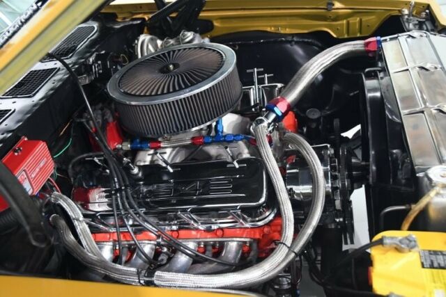 1970 Gold Chevrolet Chevelle Hardtop