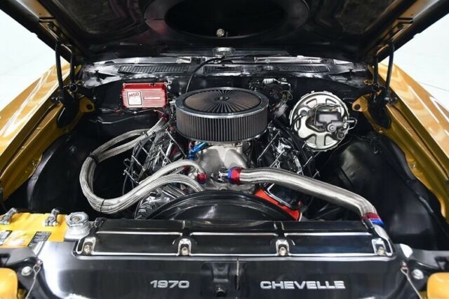 1970 Gold Chevrolet Chevelle Hardtop