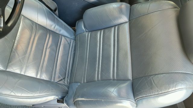 19920000 silver Ford Thunderbird