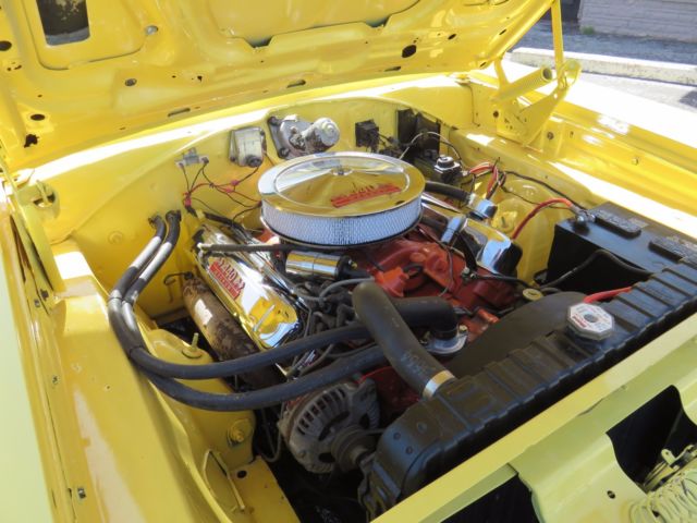 1970 Yellow Dodge Coronet Coupe