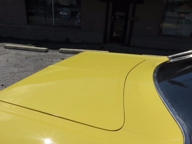 1970 Yellow Dodge Coronet Coupe