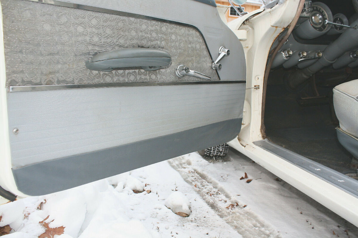 1957 White Chrysler Saratoga Sedan