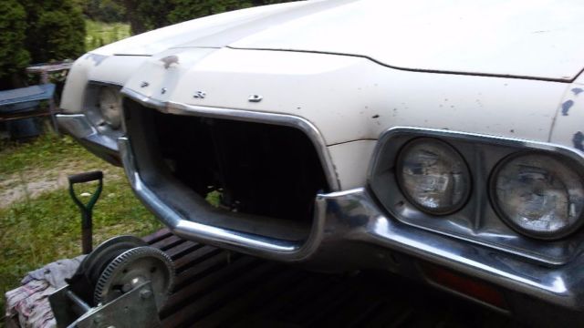 1972 White Ford Ranchero