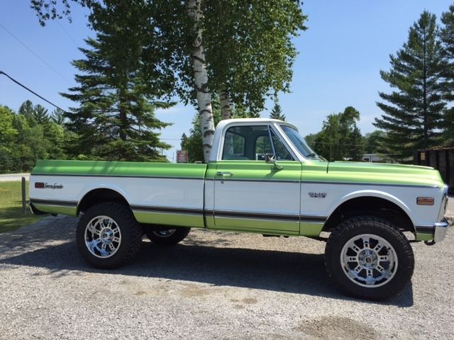 1972 Green GMC Sierra 1500 pick up