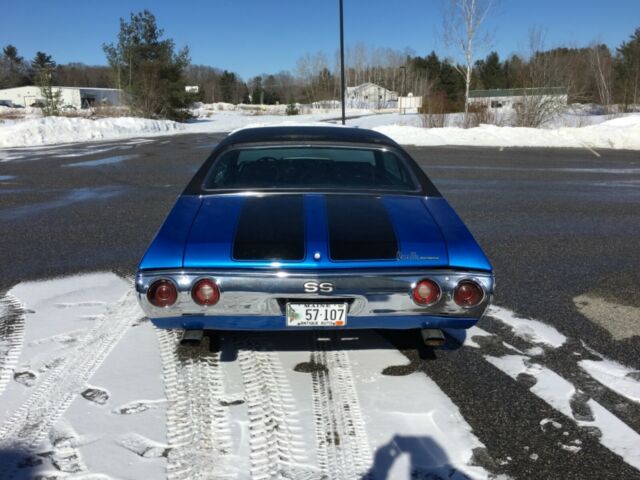 1972 Blue Chevrolet Chevelle Coupe