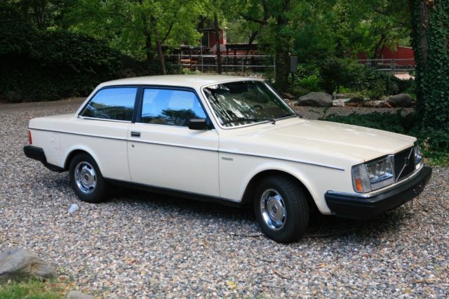 1983 Rose Beige Volvo 240 2 dr Coupe