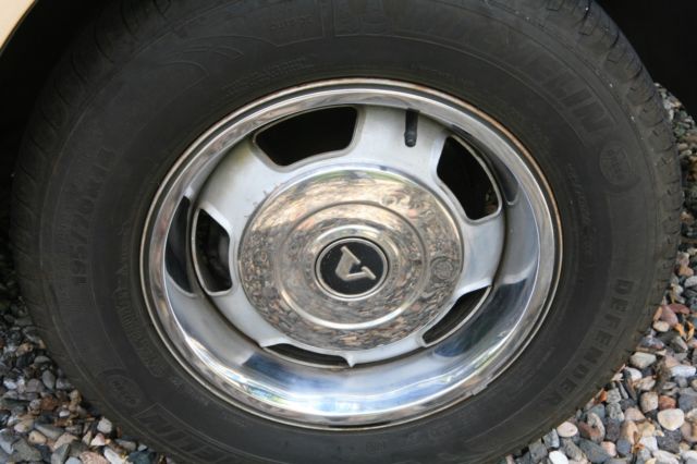 1983 Rose Beige Volvo 240 2 dr Coupe