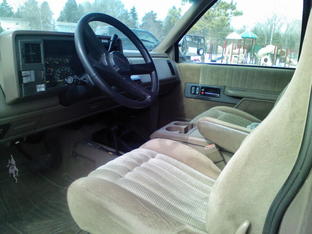 1994 TAN Chevrolet Other Pickups Extended Cab Pickup