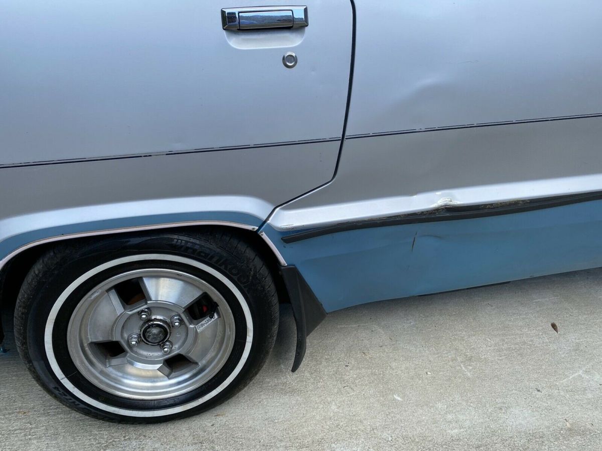 1984 Grey Toyota Van Van