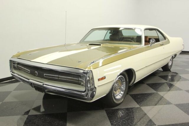 1970 White Chrysler 300-H Coupe