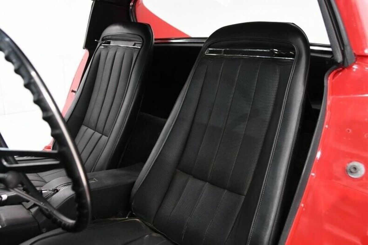 1971 Red Chevrolet Corvette Coupe