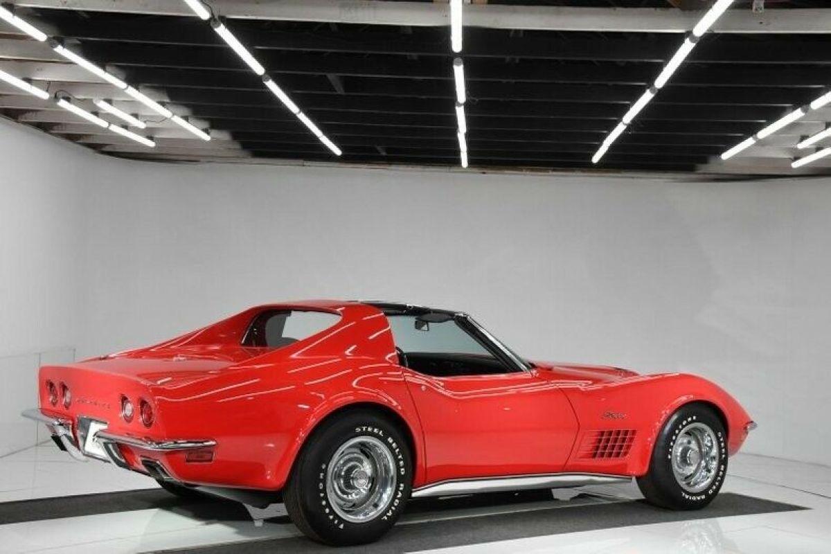 1971 Red Chevrolet Corvette Coupe