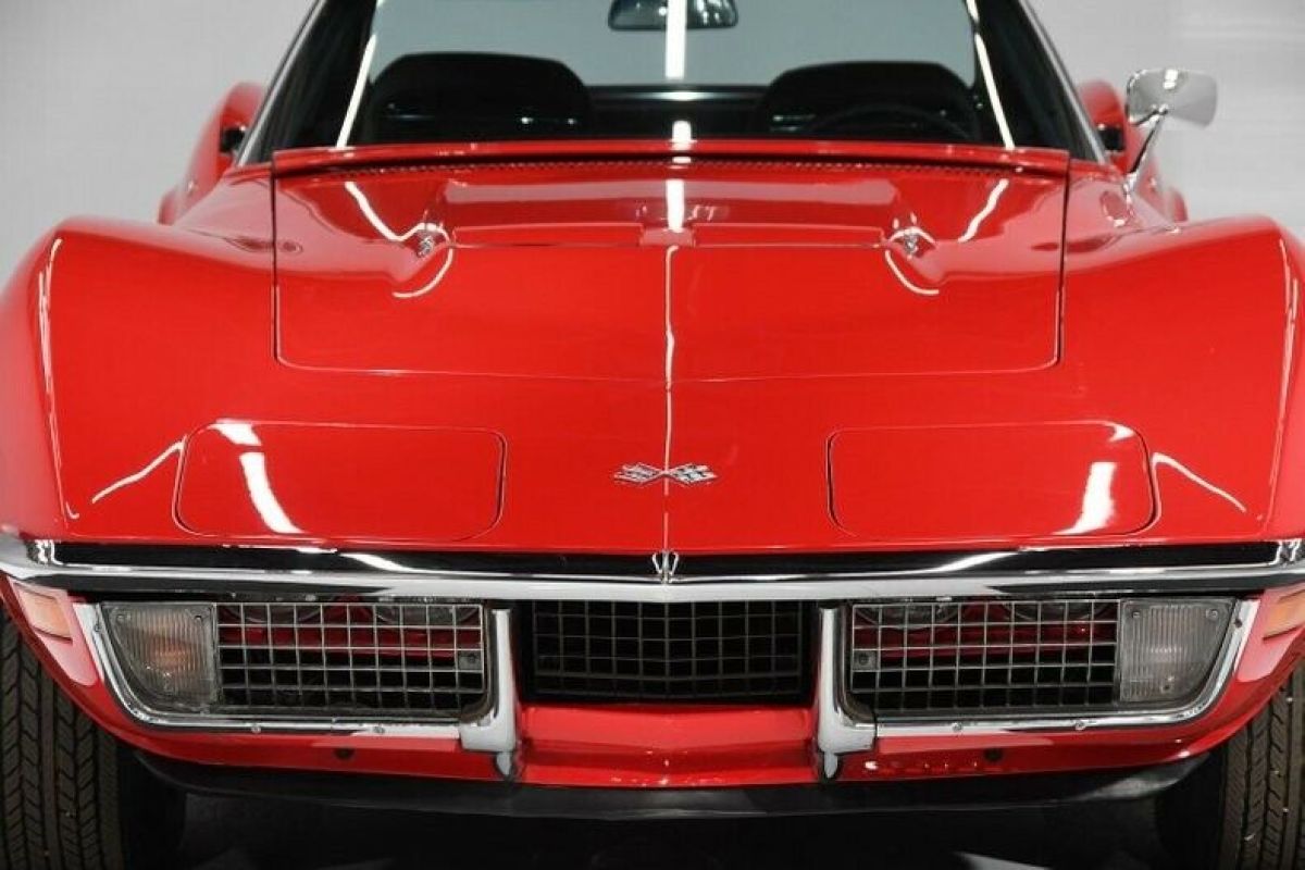 1971 Red Chevrolet Corvette Coupe