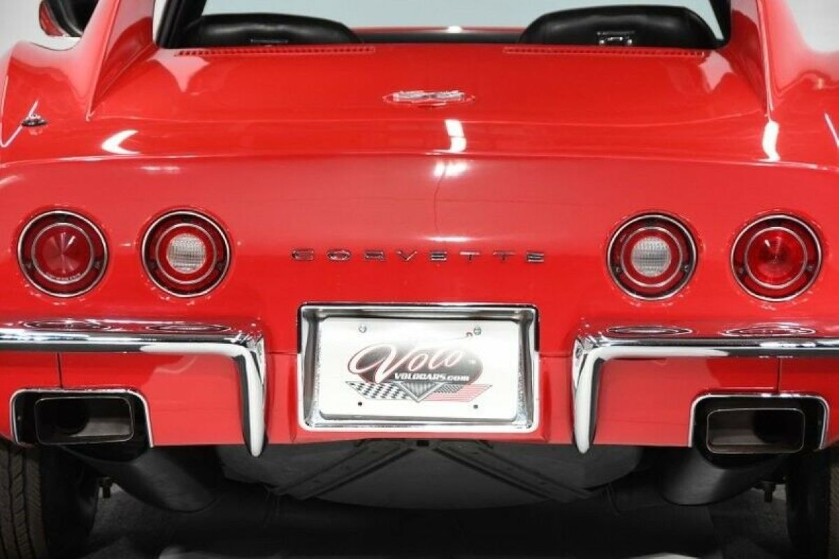 1971 Red Chevrolet Corvette Coupe