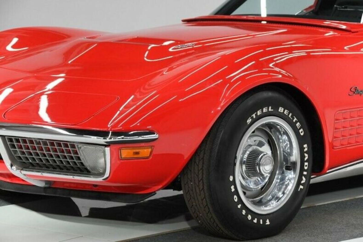 1971 Red Chevrolet Corvette Coupe