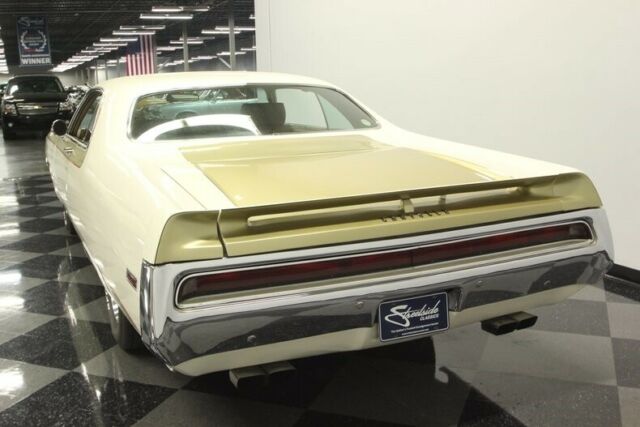 1970 Gold Chrysler 300-H Hardtop