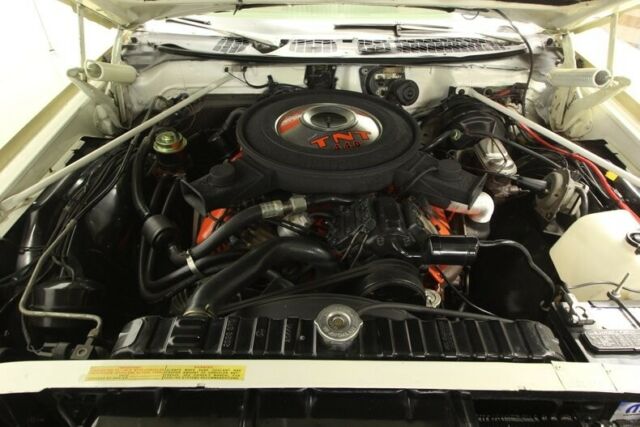 1970 Gold Chrysler 300-H Hardtop