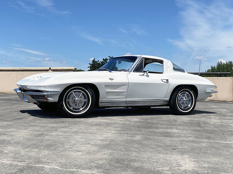 1963 Ermine White Chevrolet Corvette Coupe