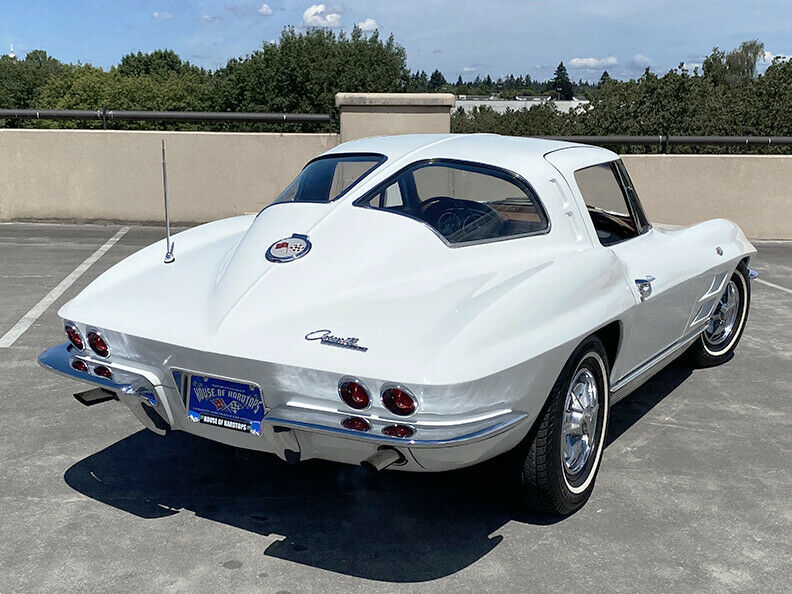 1963 Ermine White Chevrolet Corvette Coupe