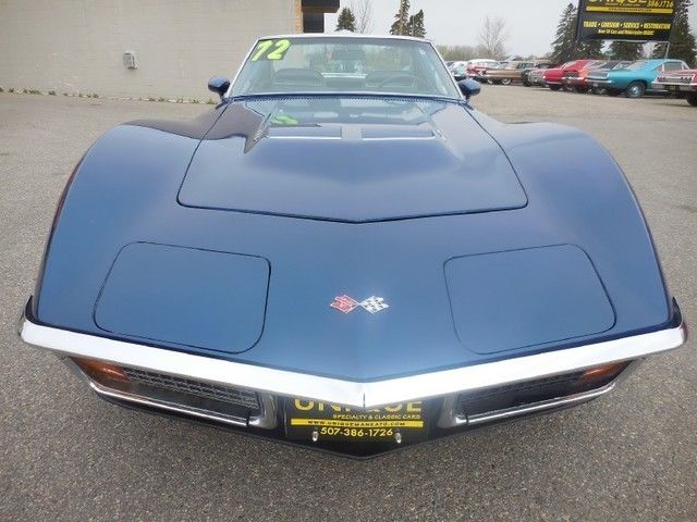 1972 Blue Chevrolet Corvette Coupe