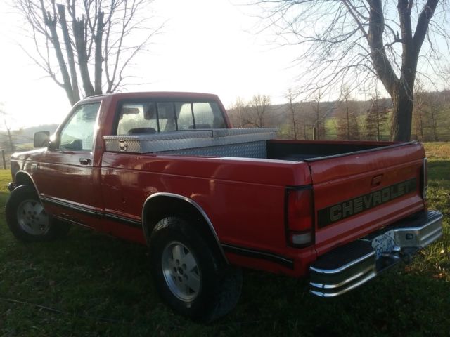 1990 Red Chevrolet S-10 Standard Cab Pickup